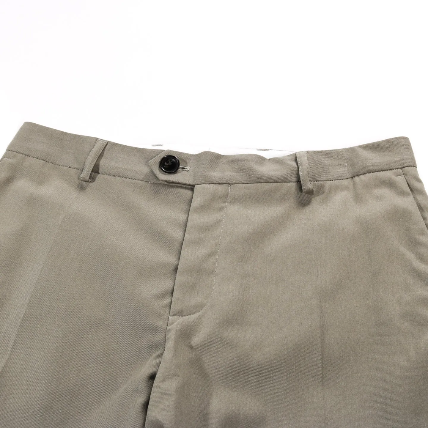 A KIND OF GUISE RELAXED TAILORED TROUSERS CHALK GREEN