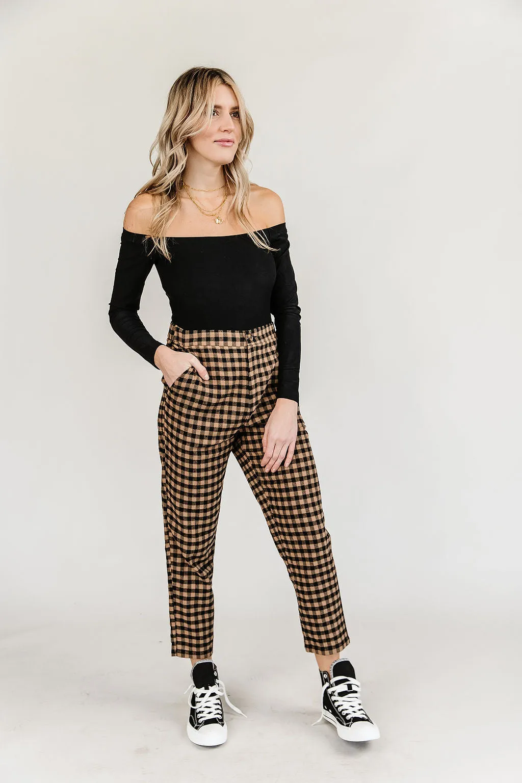 Ampersand Checkered Crop Pants