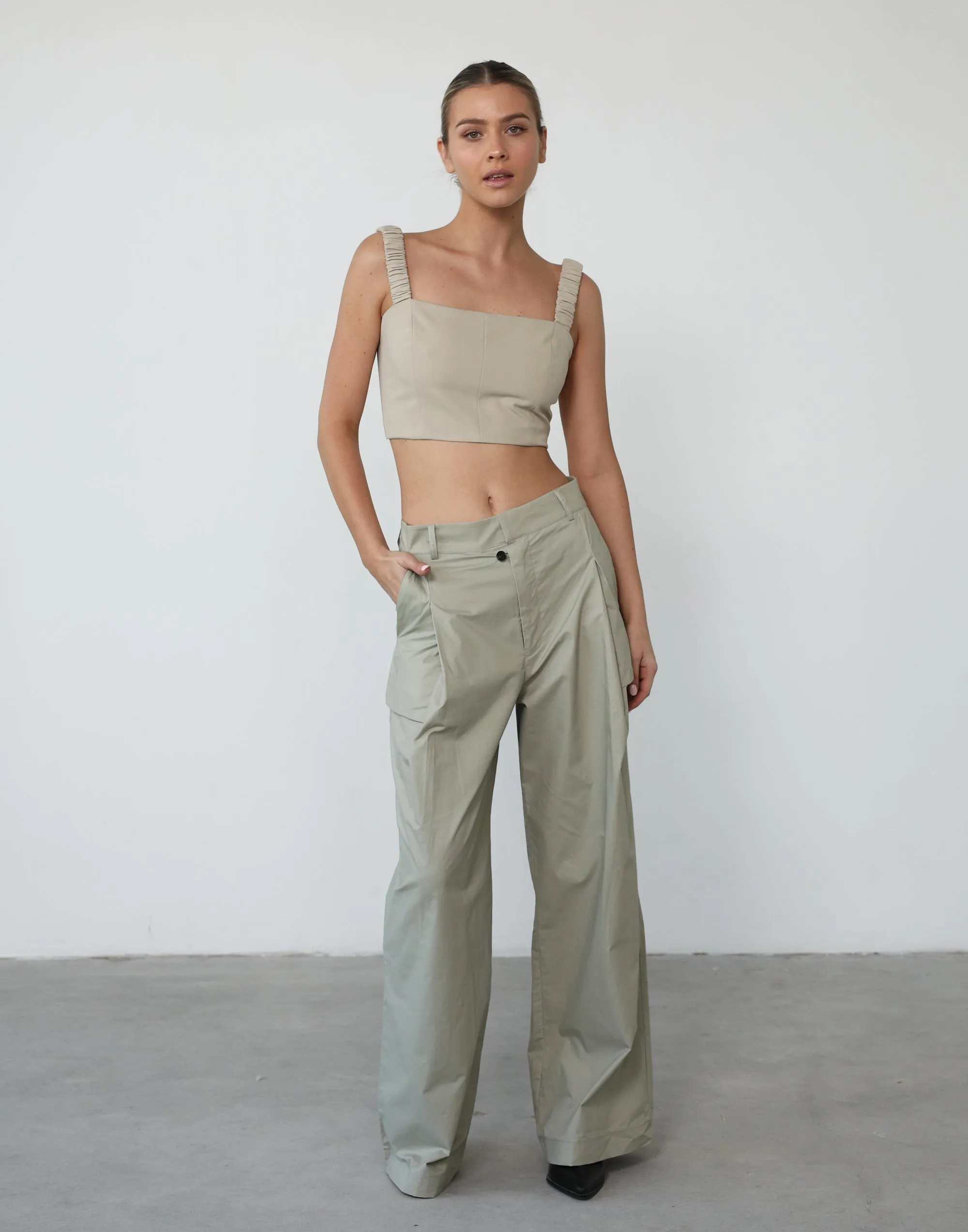 Midsummer Crop Top (Beige)