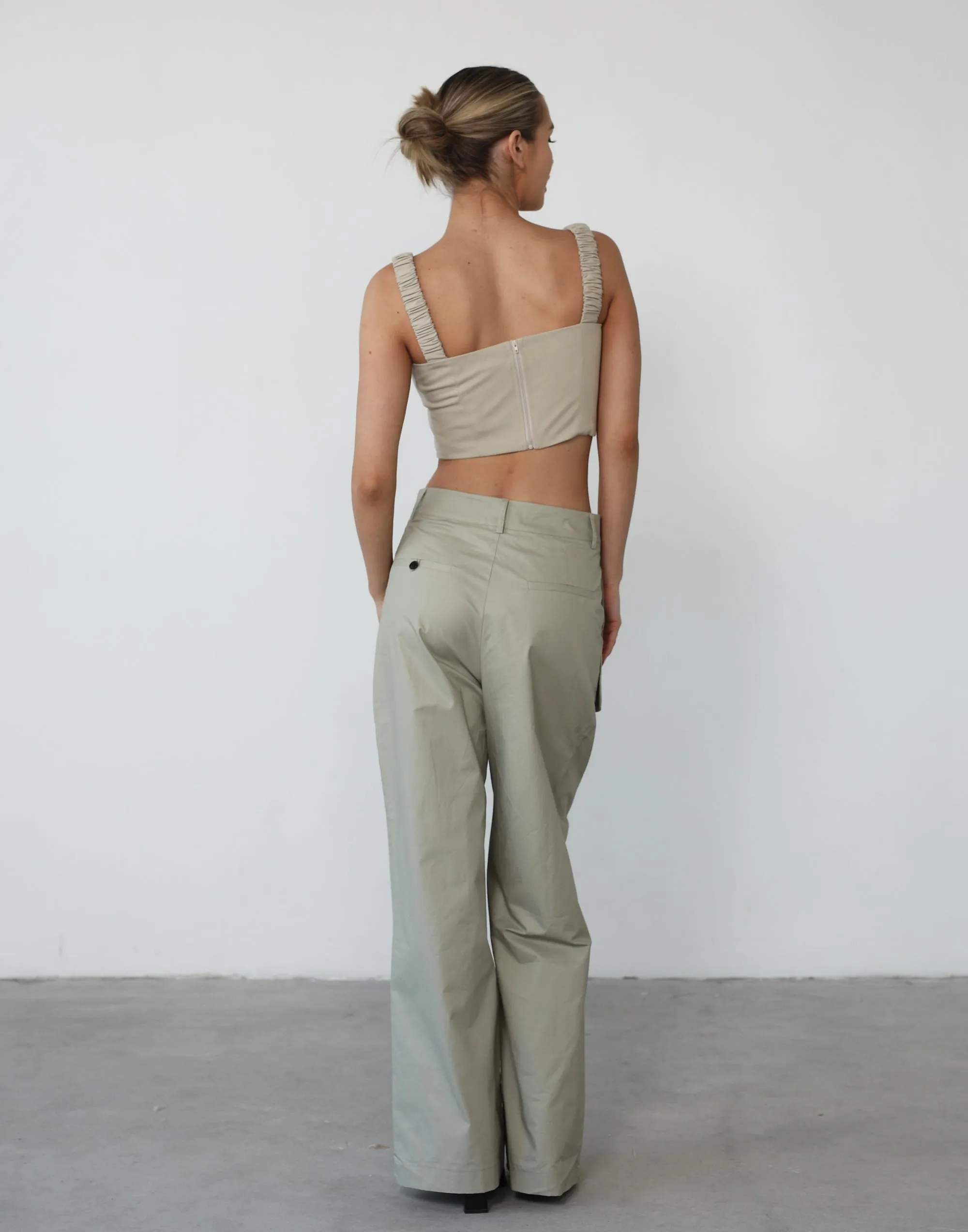 Midsummer Crop Top (Beige)