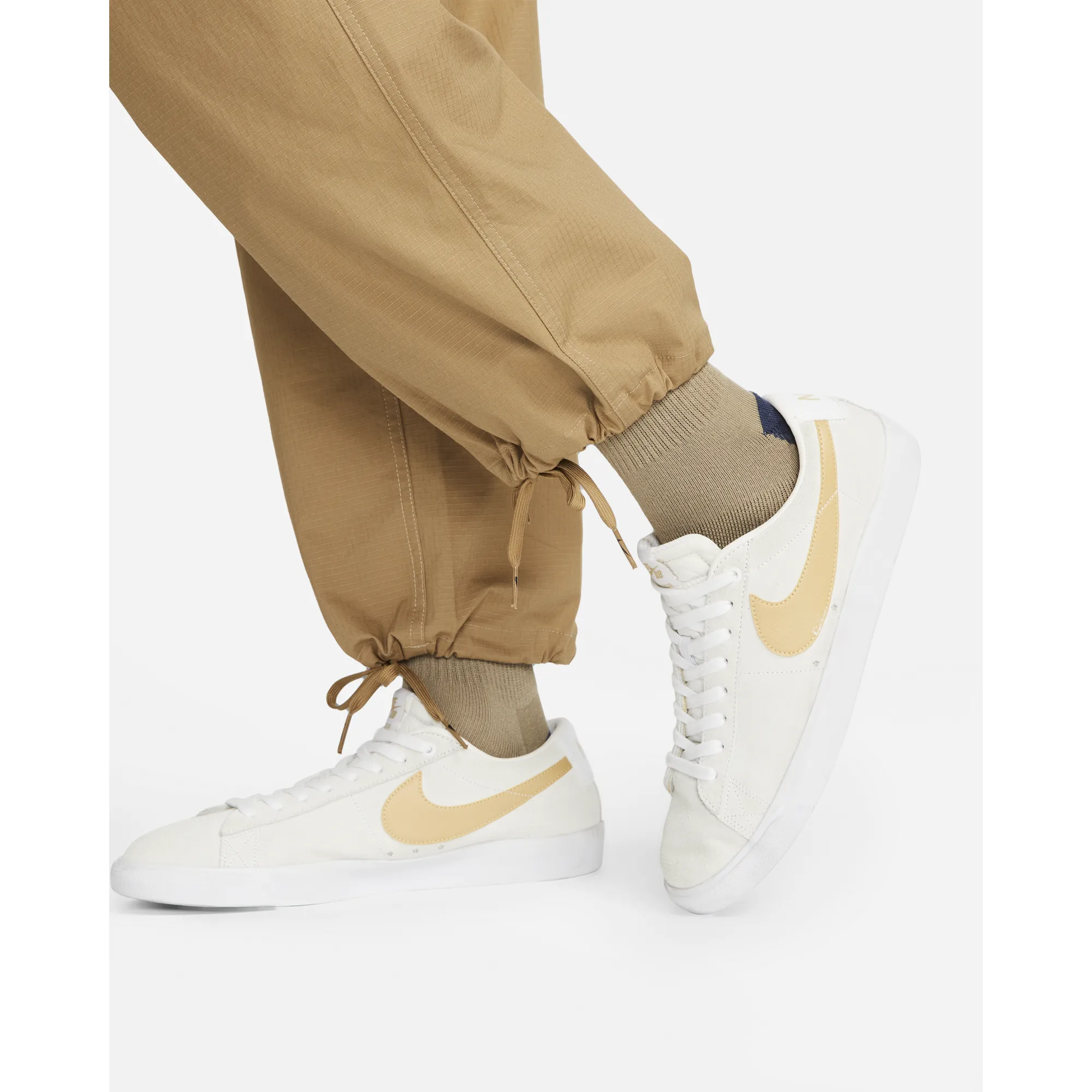 Nike SB Kearny Skate Cargo Pants Dark Driftwood